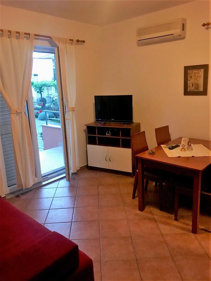 Apartments Juran Sukošan Εξωτερικό φωτογραφία