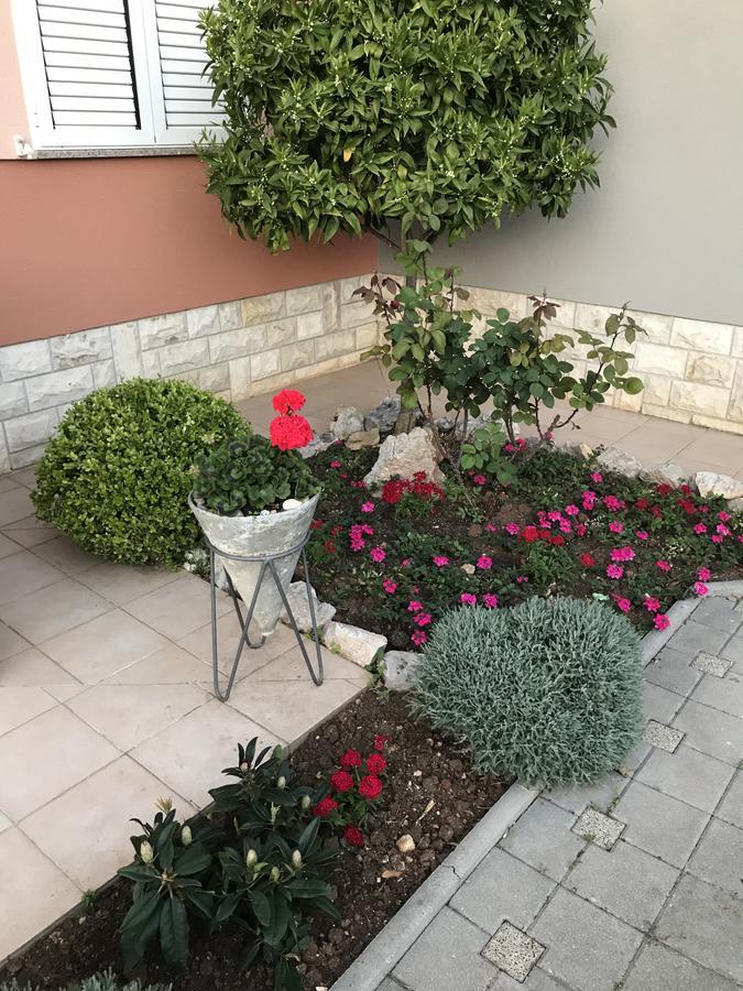 Apartments Juran Sukošan Εξωτερικό φωτογραφία