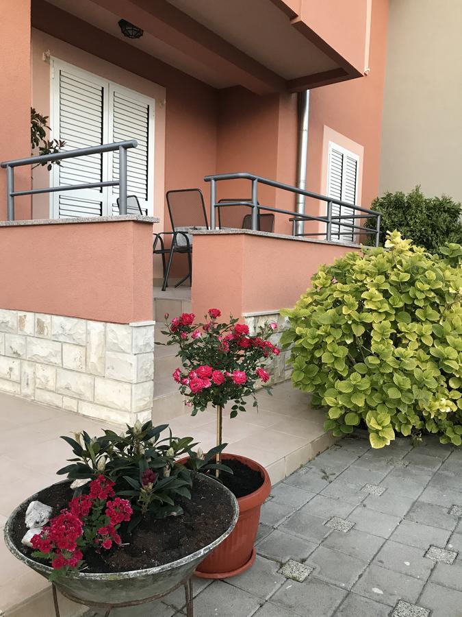 Apartments Juran Sukošan Εξωτερικό φωτογραφία